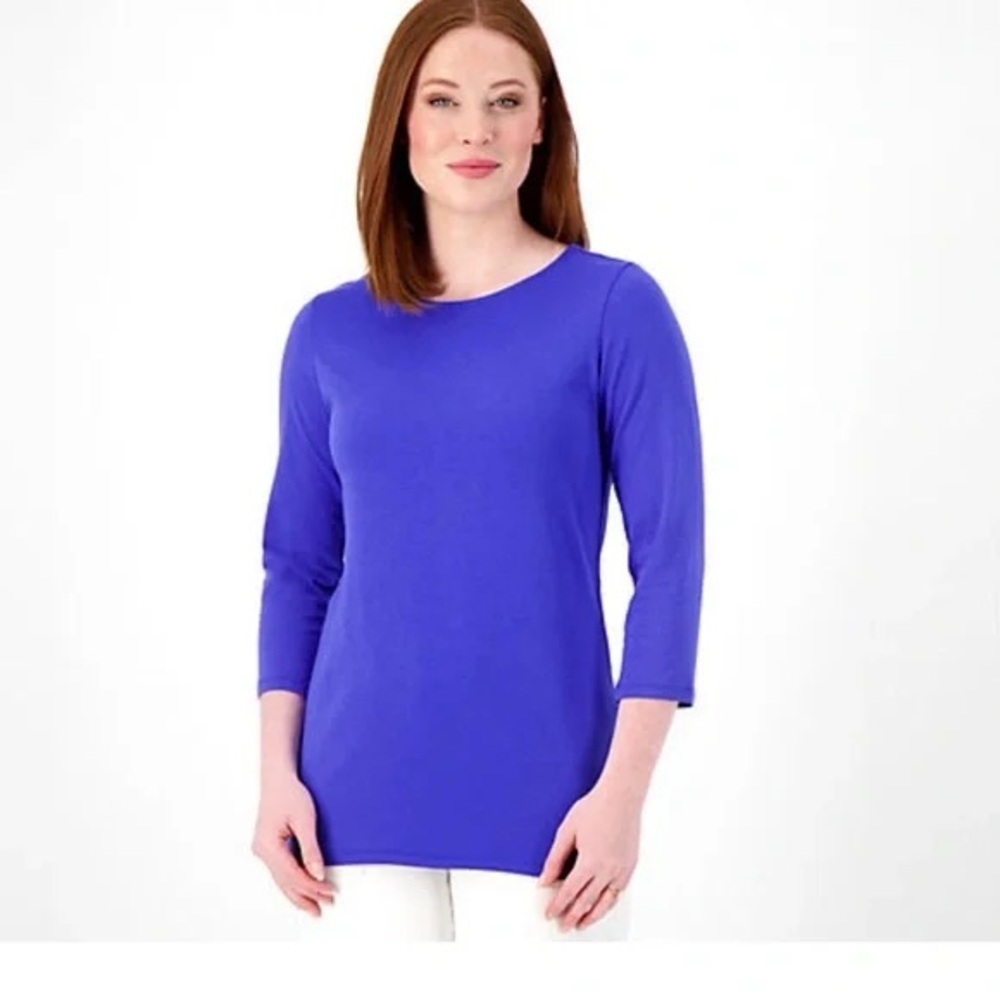 GIRL WITH CURVES Knit Jersey Scoop Neck Tee A591117
